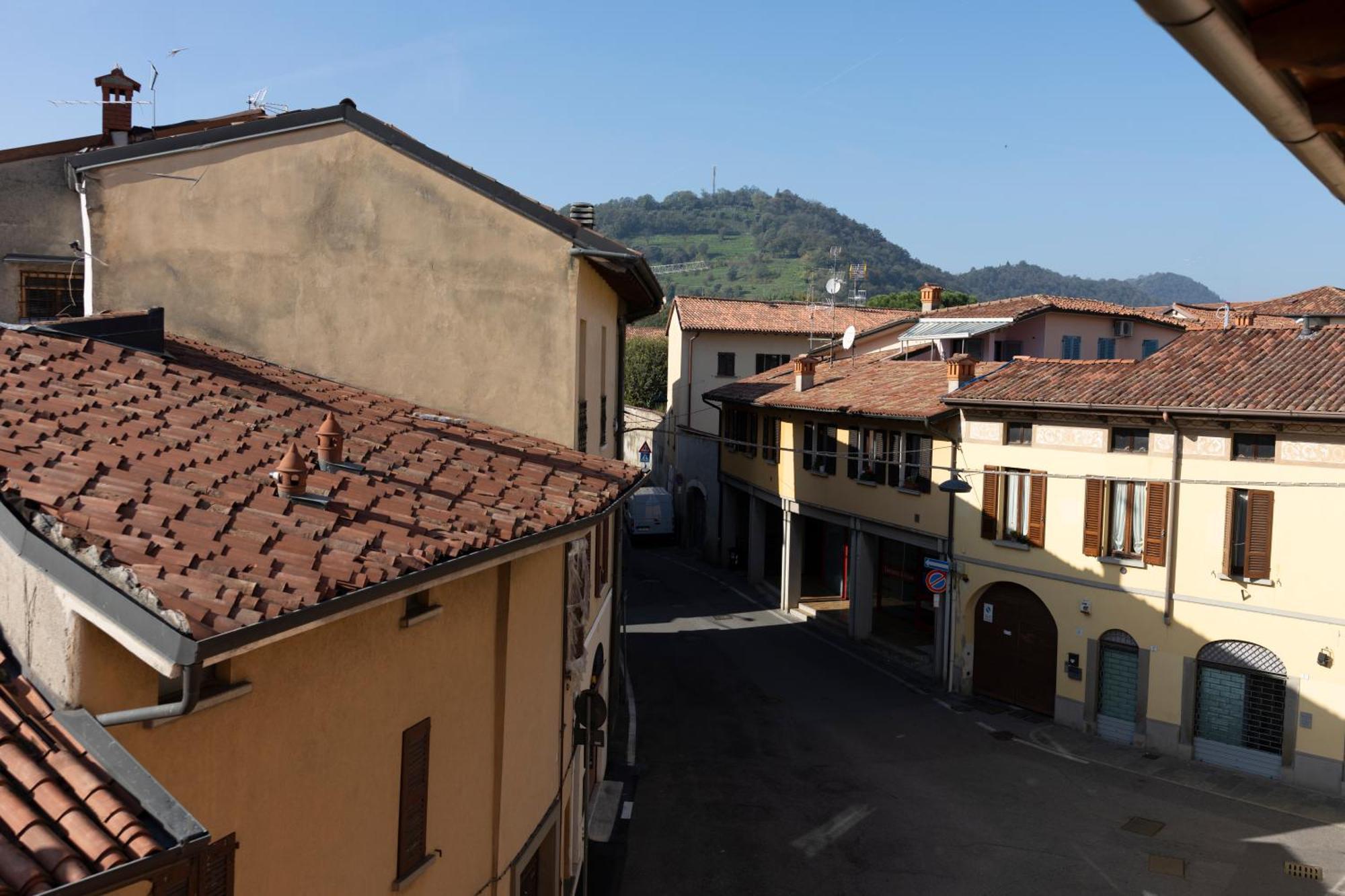 Traditional Italian House - Franciacorta Rovato Exterior photo